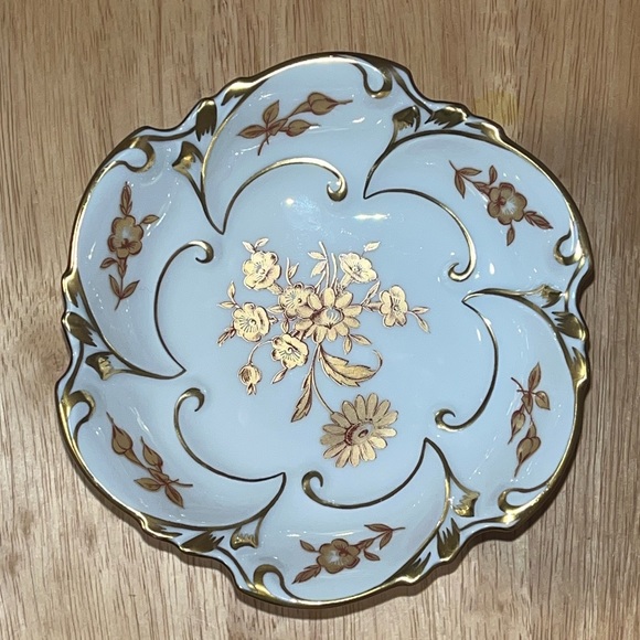 Vintage PM Germany Porcelain Pedestal Centerpiece Bowl Gold Gilt Red Floral Dish - Picture 3 of 8